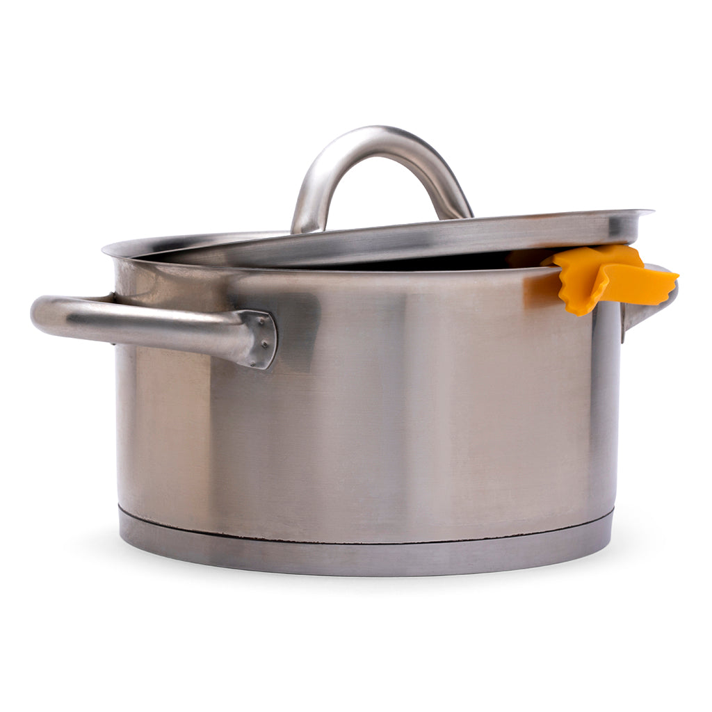 Close-up of Farfalle steam releaser and trivet combo
by Monkey Business