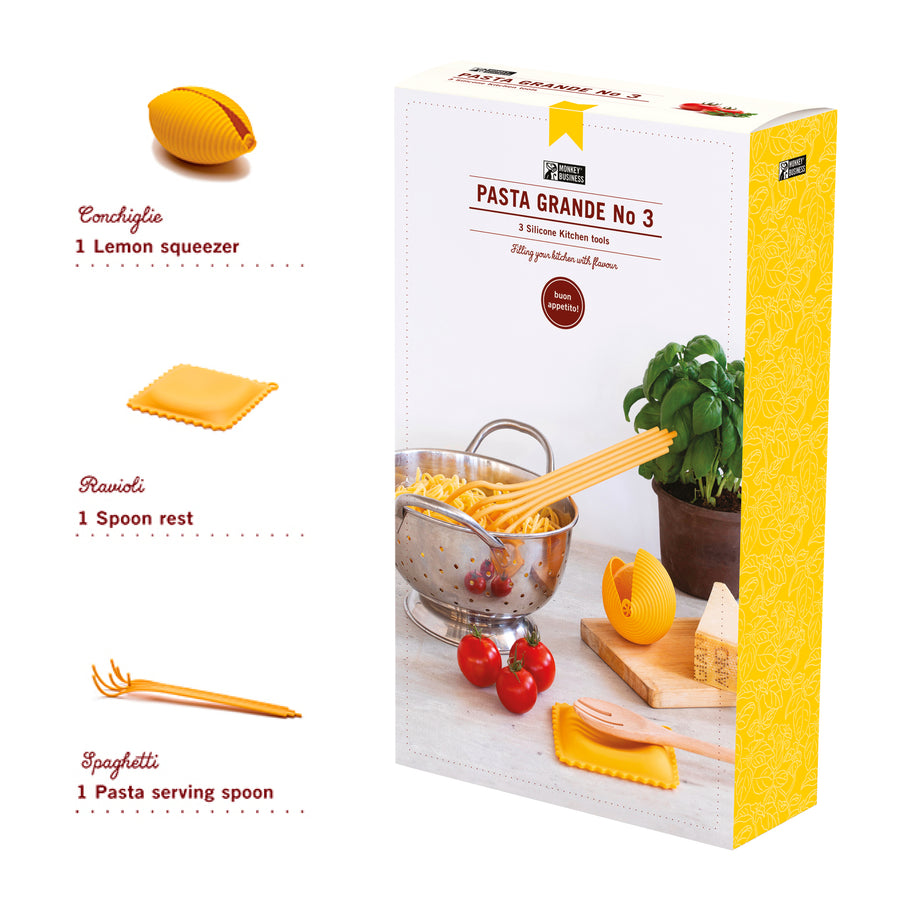 Pasta Grande No.3 kitchen gift set – pasta-themed gadgets