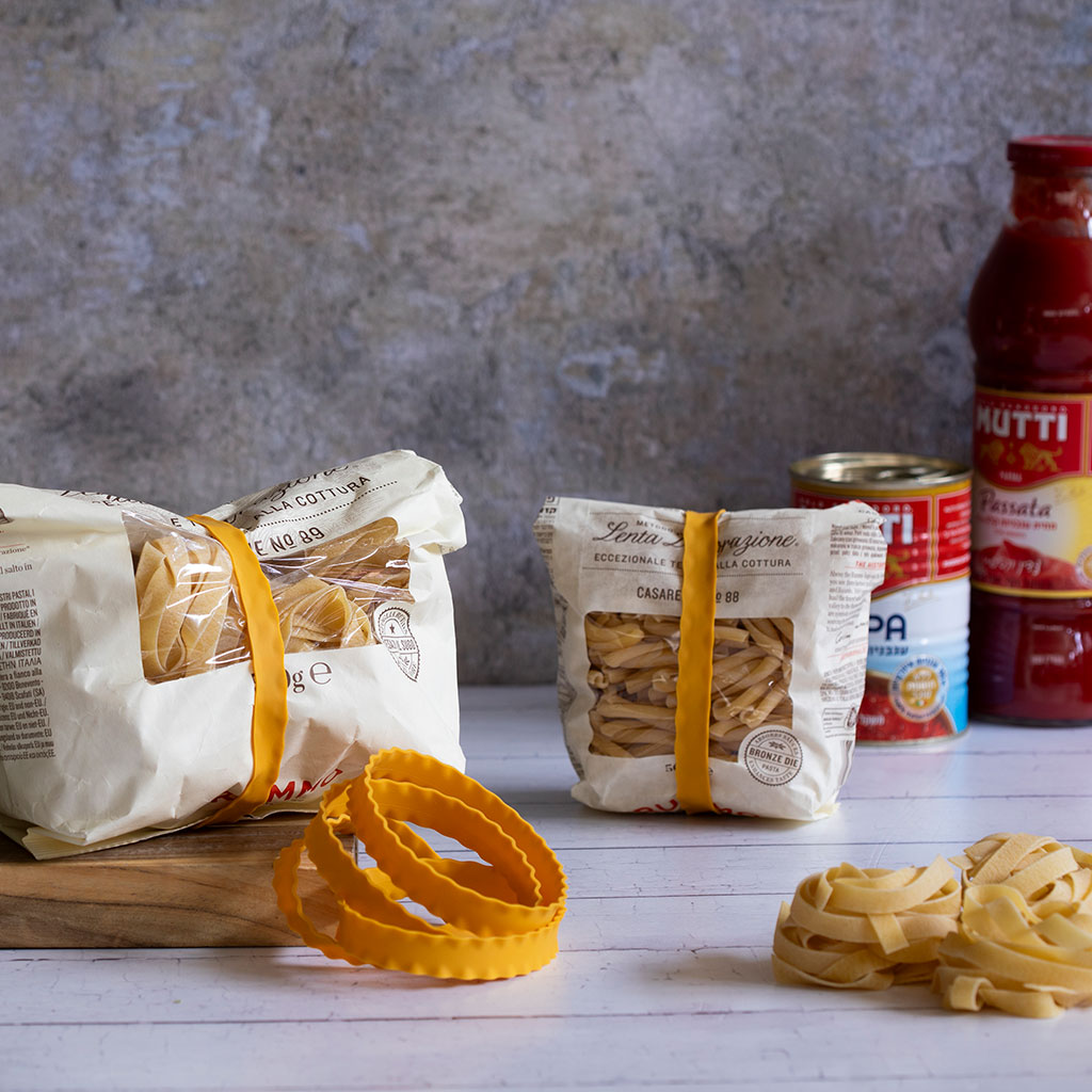 Mafaldine elastic kitchen bands – colorful organizers