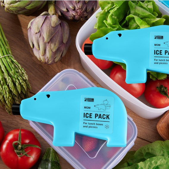 Fun bear-shaped ice pack keeps food fresh