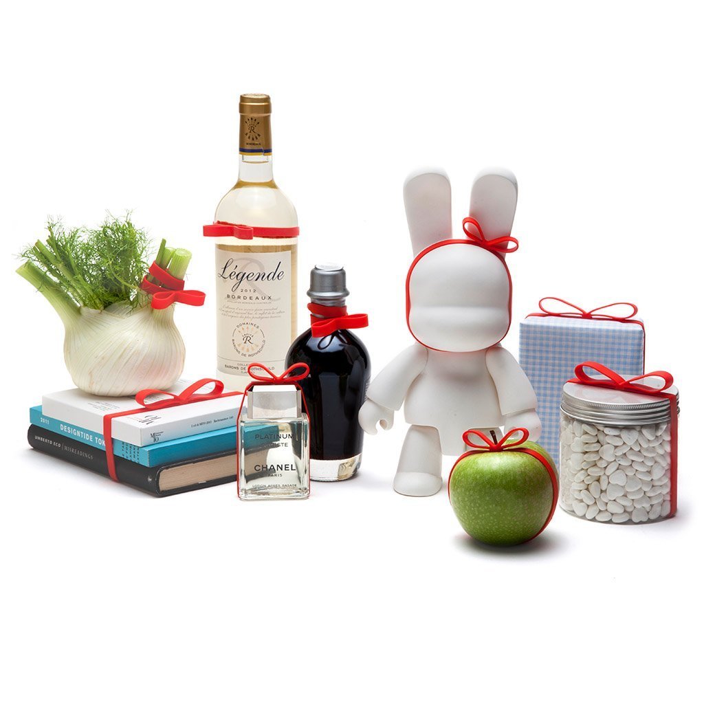 gifted elastic ribbons reusable silicone gift wrap accessories by  Monkey Business