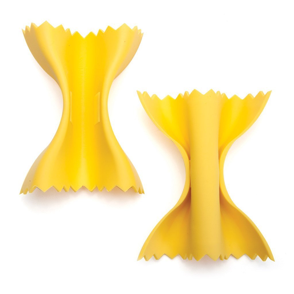 farfalloni pasta shaped silicone pot grips by Monkey Business